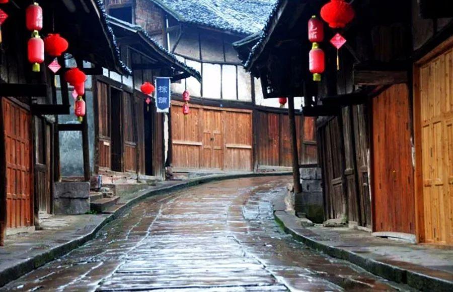 条件不符别尬演情妇，《大江大河3》女配告诉你啥是教科书式撩汉